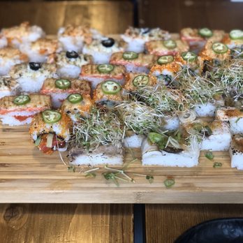 Green Leaf Sushi - Sushi Bars Near Me - Vancouver, British Columbia