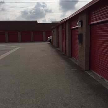 StorQuest Self Storage - Self Storage Near Me - Rancho Cucamonga, California