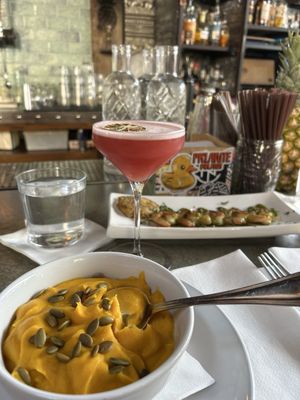 Coastal Kitchen & Daiquiri Bar by null