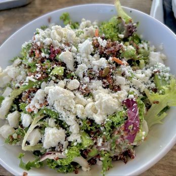 Acreage - Quinoa and kale salad - Cideries Near Me - Lafayette, Colorado Acreage - Quinoa and kale salad - Cideries Near Me - Lafayette, Colorado