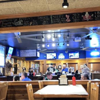 Angry Crab Shack - Inside - Cajun/Creole Near Me - Phoenix, Arizona
