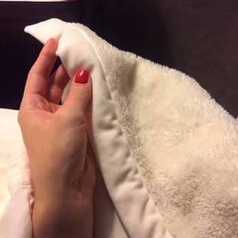 Fairfax House - Super soft blanket and the softest sheets I've ever slept on! - Hotels Near Me - Franklin, Louisiana