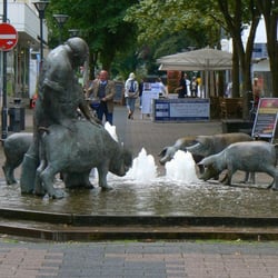 Schweine-Brunnen