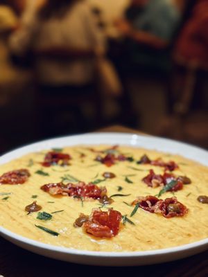 Luca Osteria by null