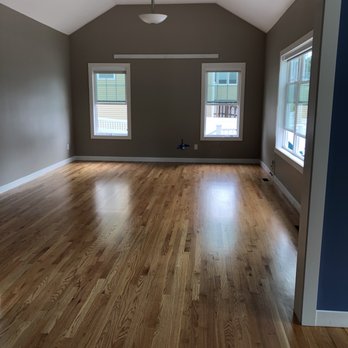 Taozen Floors Services - Finished living room - Flooring Near Me - Waltham, Massachusetts