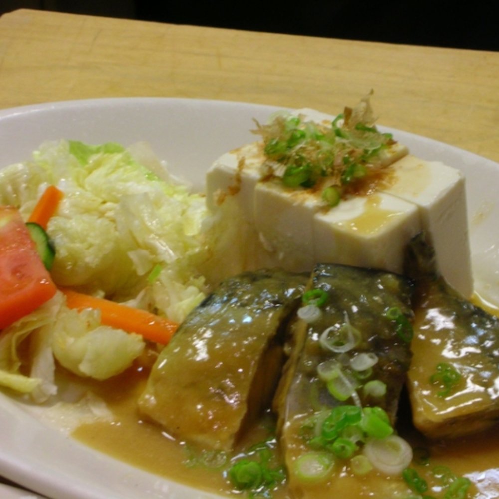 Cafe Mami - Miso-Marinated Mackerel - Japanese Curry Near Me - Cambridge, Massachusetts