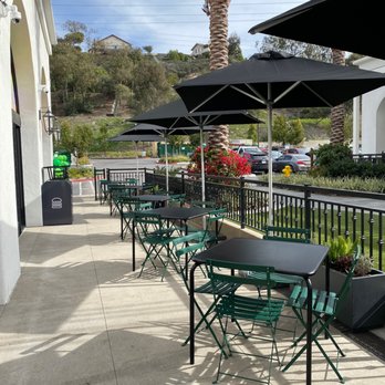 Shake Shack Carlsbad - Outdoor seating - Burgers Near Me - Carlsbad, California Shake Shack Carlsbad - Outdoor seating - Burgers Near Me - Carlsbad, California