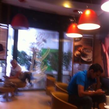 McDonald's - Fast Food Near Me - Seville, SE
