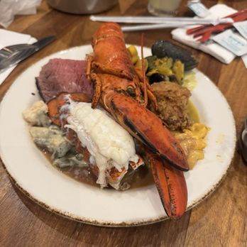AYCE - Whole lobster, lobster tail, sirloin, Mac and cheese, fried chicken - Buffets Near Me - Las Vegas, Nevada AYCE - Whole lobster, lobster tail, sirloin, Mac and cheese, fried chicken - Buffets Near Me - Las Vegas, Nevada
