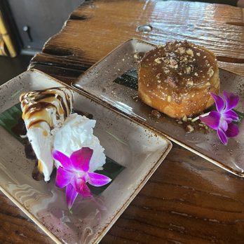Wilfred's Lounge - Ono pie and pineapple upside down cake yum! - Hawaiian Near Me - Napa, California