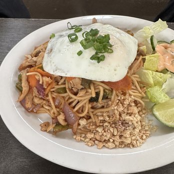 Laksa Nola - Omu-Noodles (Chicken) - Burmese Near Me - New Orleans, Louisiana Laksa Nola - Omu-Noodles (Chicken) - Burmese Near Me - New Orleans, Louisiana