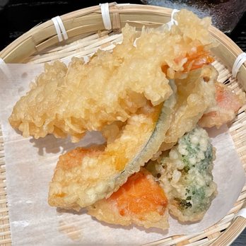 Sushi Kashiwa - Tempura for the Udon - Sushi Bars Near Me - Pacifica, California