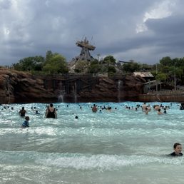 Typhoon lagoon wave pool