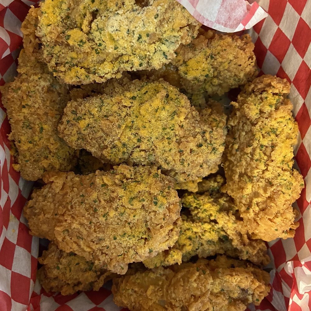 Von's Chicken - Kahului - Snow Wing Chicken - Chicken Shop Near Me - Kahului, Hawaii