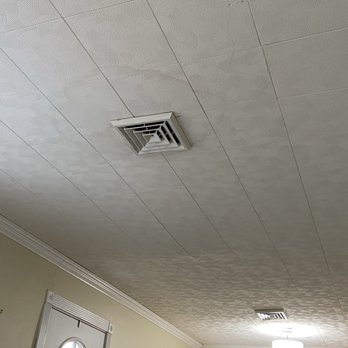 Hambleton Handyman - BEFORE!  Water damage.  Ugly tile. - Handyman Near Me - Manassas, Virginia
