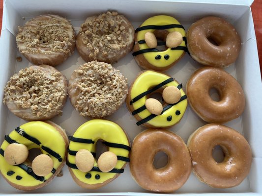 Krispy Kreme Doughnuts by null