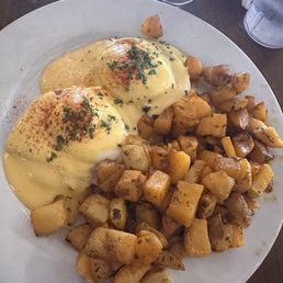 Eggs Benedict