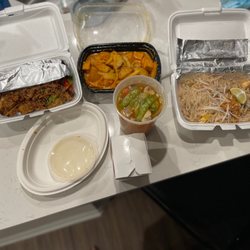 Thai Fusion - Pad Thai, Tom Yum, Yellow Curry, Fried Rice