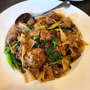 Coconut Thai - Pad See Yew - Thai Near Me - Edina, Minnesota
