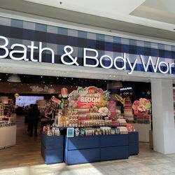Bath & Body Works