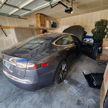 Mobile Automotive Mechanic - Tesla S. No AC - Auto Repair Near Me - Las Vegas, Nevada Mobile Automotive Mechanic - Tesla S. No AC - Auto Repair Near Me - Las Vegas, Nevada