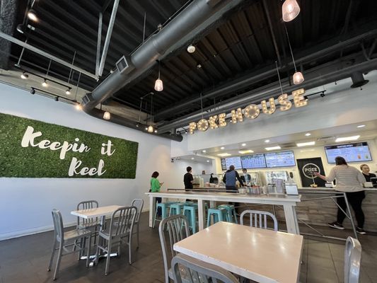 Poke House Denver by null
