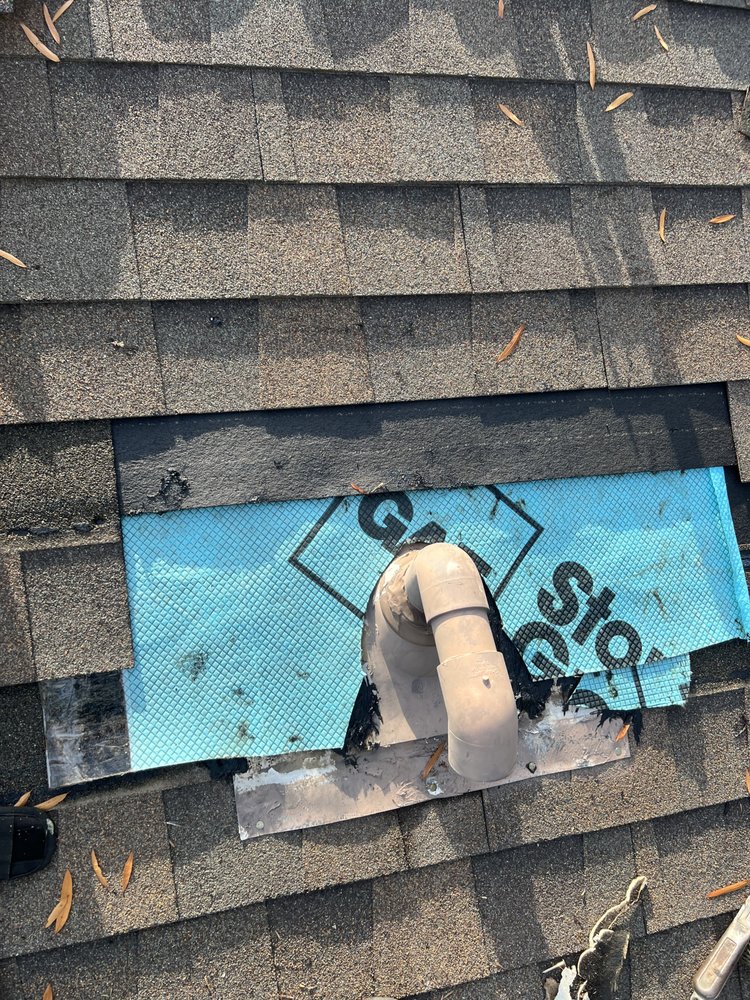 Slide of Del Rio's Roofing