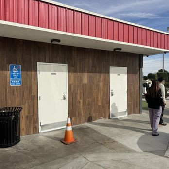 The Workz - Outdoor restrooms need code from cashier - Diners Near Me - Mojave, California The Workz - Outdoor restrooms need code from cashier - Diners Near Me - Mojave, California