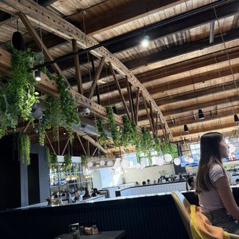Eggspectation - Knoxville - Inside - Breakfast & Brunch Near Me - Knoxville, Tennessee