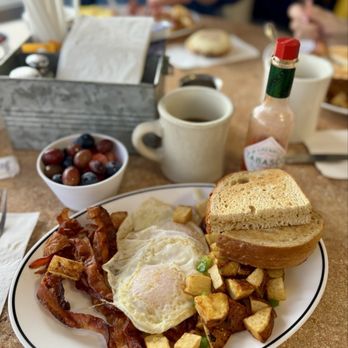 Castaways Cafe and Grill - 2 egg breakfast with crispy bacon, potatoes, rye toast and fruit - Barbeque Near Me - Point Pleasant, New Jersey Castaways Cafe and Grill - 2 egg breakfast with crispy bacon, potatoes, rye toast and fruit - Barbeque Near Me - Point Pleasant, New Jersey