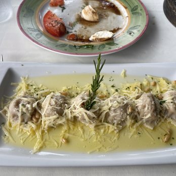 Limoncello - Pumpkin ravioli with truffles - Italian Near Me - Cancún, ROO Limoncello - Pumpkin ravioli with truffles - Italian Near Me - Cancún, ROO