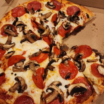 Laventina's Big Cheese Pizza - Only reason I gave 2 stars because the pizza was ok - Italian Near Me - Orange, California Laventina's Big Cheese Pizza - Only reason I gave 2 stars because the pizza was ok - Italian Near Me - Orange, California