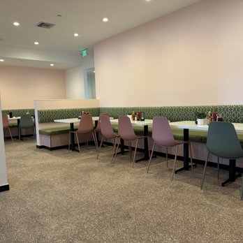 Serendipity Restaurant - Sports Bars Near Me - Redondo Beach, California