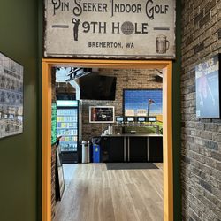 Pin Seeker Indoor Golf