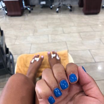 Bliss Nail Bar - Nail Salons Near Me - Los Angeles, California