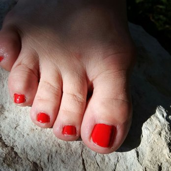 Diamond Spa Bar - Poor service!! My 9 year old daughter should show Karen how to do a pedicure and manicure. - Nail Salons Near Me - Temple, Texas