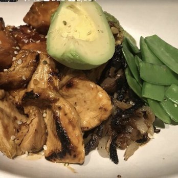 True Food Kitchen - Ancient Grains Bowl with Chicken added. Always great. - Vegetarian Near Me - Naples, Florida True Food Kitchen - Ancient Grains Bowl with Chicken added. Always great. - Vegetarian Near Me - Naples, Florida