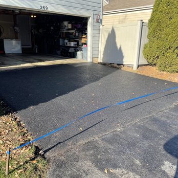 Guillen Asphalt Paving Coating - Masonry/Concrete Near Me - Elgin, Illinois Guillen Asphalt Paving Coating - Masonry/Concrete Near Me - Elgin, Illinois
