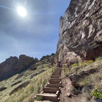 Misery Ridge Trail - Hiking Near Me - Terrebonne, Oregon Misery Ridge Trail - Hiking Near Me - Terrebonne, Oregon