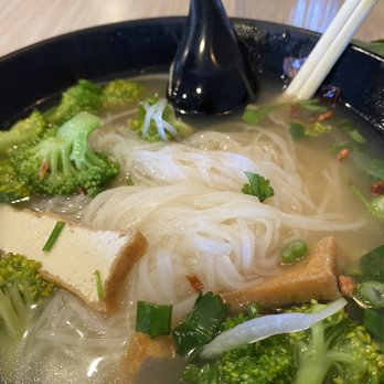Pho A'mie - Veggie pho w/ chicken broth. One of my top 3 pho experiences ever! - Vietnamese Near Me - Fullerton, California