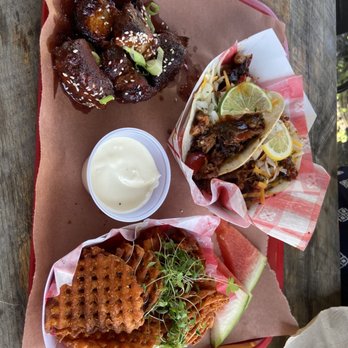 Hindsight BBQ - Our meals - Barbeque Near Me - Waterbury, Connecticut