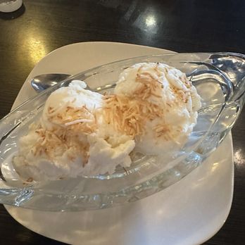 Mama Thai Kitchen - Coconut/ Pineapple Ice Cream - Thai Near Me - Chandler, Arizona