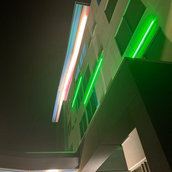 Aloft - Hotels Near Me - Omaha, Nebraska