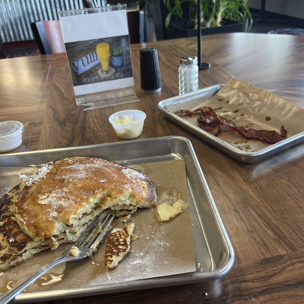 Buttermilk Pancakes, bacon and orange juice Buttermilk Pancakes, bacon and orange juice