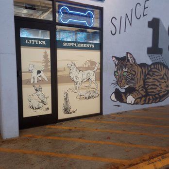 Mud Bay - Back from the garage - Pet Stores Near Me - Portland, Oregon