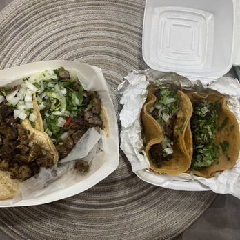 Tacos Jerez Elgin - El Paraiso vs. Taco Jerez - New Mexican Cuisine Near Me - Elgin, Illinois Tacos Jerez Elgin - El Paraiso vs. Taco Jerez - New Mexican Cuisine Near Me - Elgin, Illinois