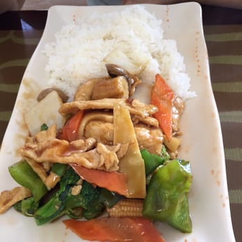 Great Wall Chinese Takeaway - Mixed vege with chicken - Chinese Near Me - Central Valley, New York Great Wall Chinese Takeaway - Mixed vege with chicken - Chinese Near Me - Central Valley, New York