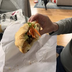 Tapiocatea - Beef satay Bahn-mi