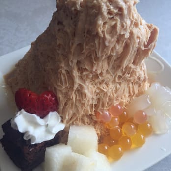 Frostcity - London fog with pears, brownie, popping boba, and lychee jelly - Desserts Near Me - Honolulu, Hawaii