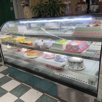 La Sultana - Cakes and desserts are in a refrigerated display case. - Bakeries Near Me - Atlanta, Georgia La Sultana - Cakes and desserts are in a refrigerated display case. - Bakeries Near Me - Atlanta, Georgia